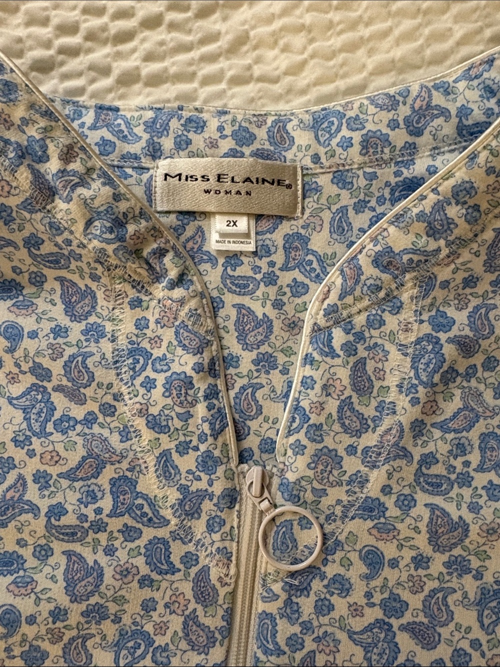 Miss Elaine Women's Lightweight Paisley-Print Zipper Robe Size 2X - Picture 2 of 8